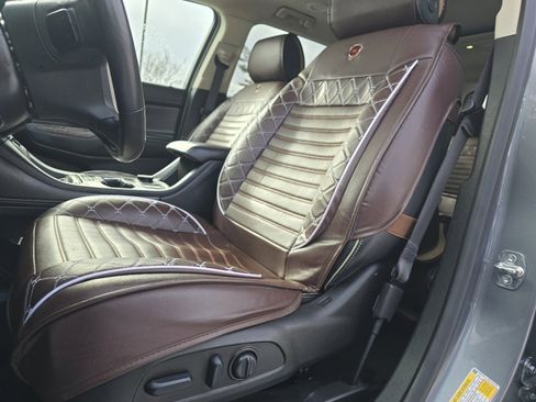 Used 2022 GMC Acadia Denali w/ Denali Technology Package image 25