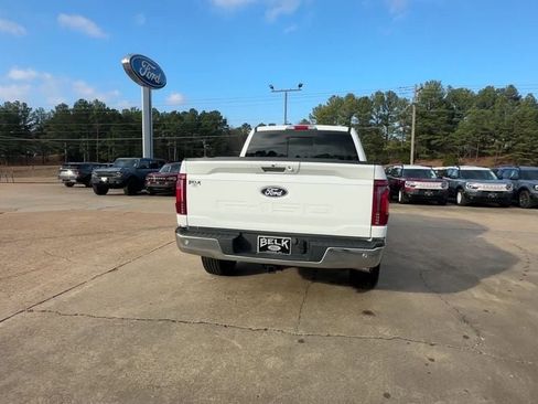 Used 2024 Ford F150 Lariat w/ FX4 Off-Road Package image 5