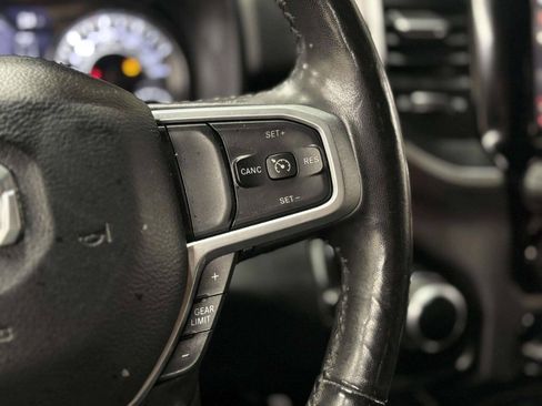 Used 2019 RAM 1500 Big Horn AWD/4WD image 32