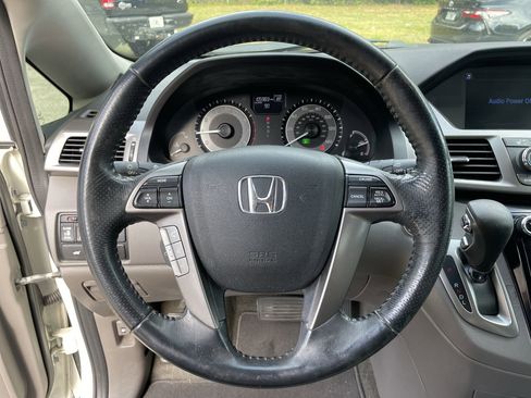 Used 2017 Honda Odyssey EX-L image 10