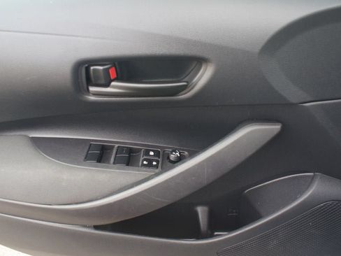 Used 2024 Toyota Corolla LE FWD image 27