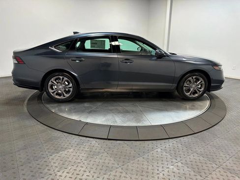 New 2025 Honda Accord EX-L image 9