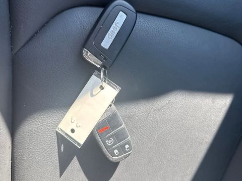 Used 2021 Jeep Renegade Limited AWD/4WD image 14