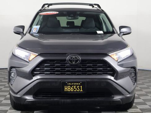 Used 2019 Toyota RAV4 XLE image 2
