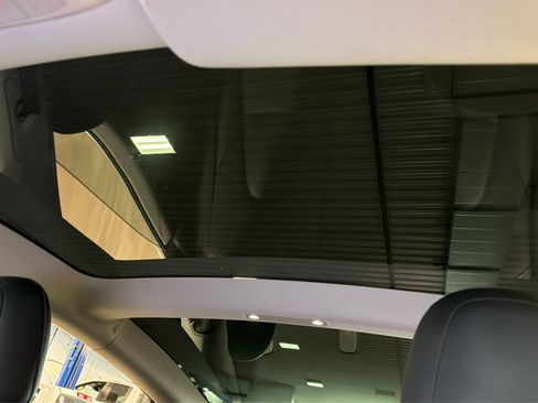 Used 2018 Tesla Model 3 Performance AWD/4WD image 32