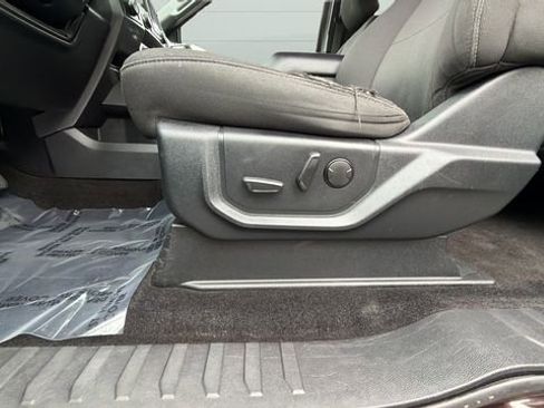 Used 2019 Ford F150 XLT w/ Equipment Group 302A Luxury image 16