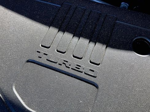 Used 2024 Chevrolet Blazer LT image 31