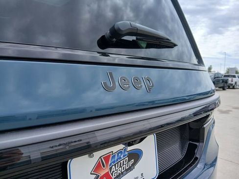 New 2026 Jeep Grand Wagoneer Limited AWD/4WD image 10