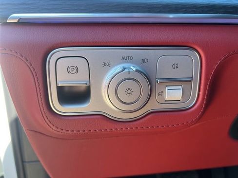 New 2026 Mercedes-Benz GLE 450 4MATIC image 13