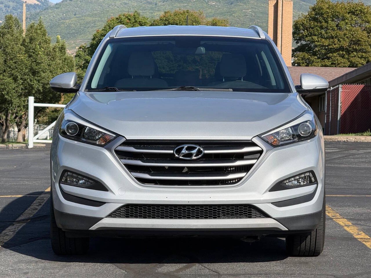 Used 2017 Hyundai Tucson Sport FWD image 8