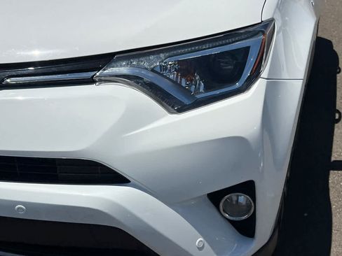 Used 2017 Toyota RAV4 XLE w/ Convenience Package AWD/4WD image 11