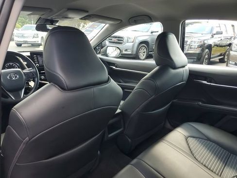 Used 2024 Toyota Camry SE FWD image 9