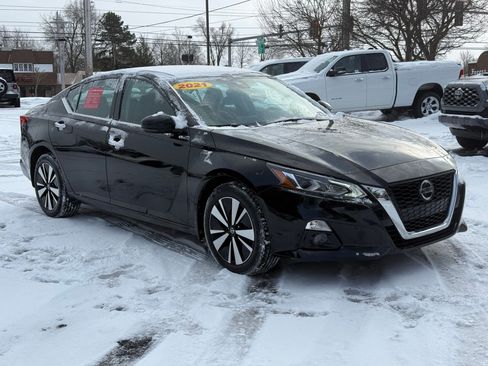 Certified 2021 Nissan Altima 2.5 SL image 3