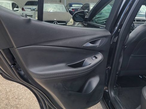 Used 2021 Buick Encore GX Preferred FWD image 19
