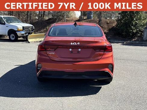 Used 2023 Kia Forte LXS image 3
