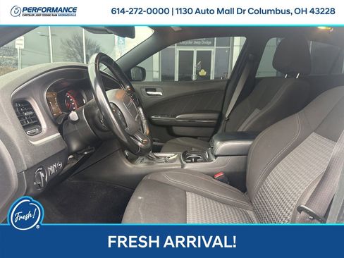 Used 2022 Dodge Charger SXT w/ Blacktop Package image 14