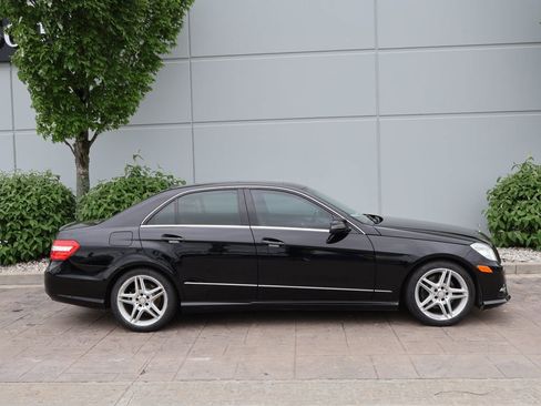 Used 2013 Mercedes-Benz E 350 4MATIC Sedan image 5