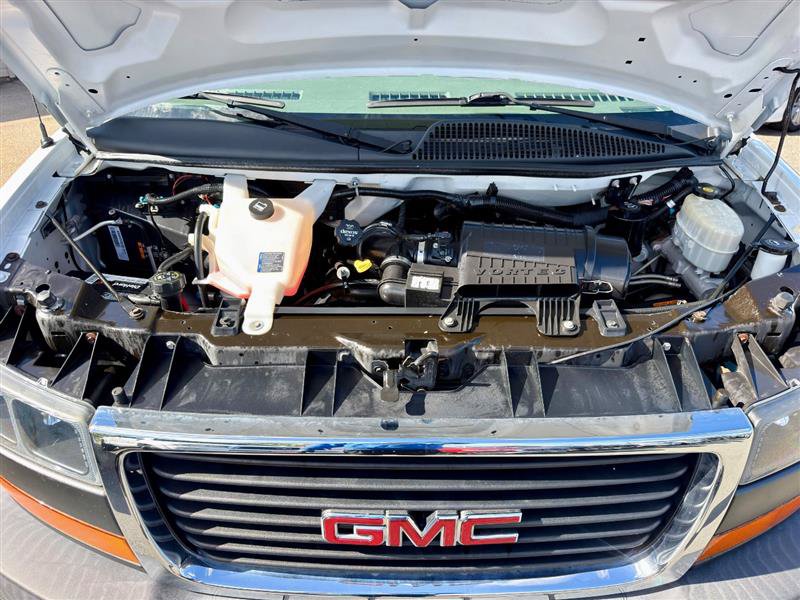 Used 2017 GMC Savana 2500 RWD image 12