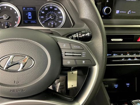 Used 2022 Hyundai Sonata SE w/ Cargo Package FWD image 12