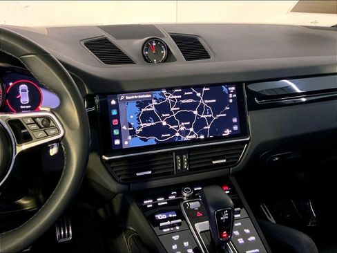 Certified 2023 Porsche Cayenne S image 16