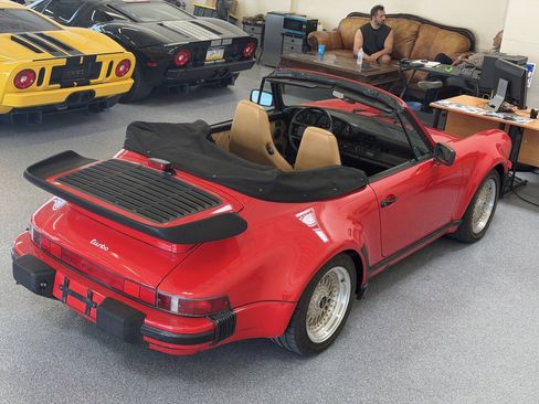 Used 1988 Porsche 911 Carrera RWD image 19