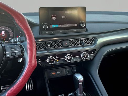 Used 2024 Acura Integra A-Spec FWD image 9