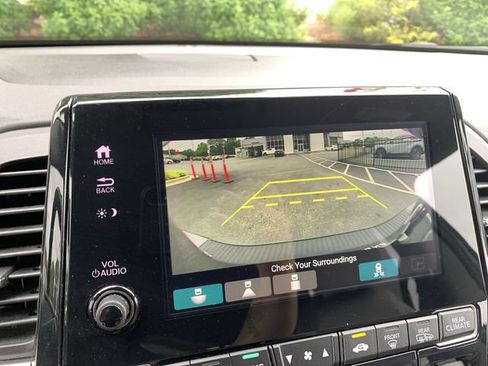 Used 2023 Honda Odyssey Touring image 22