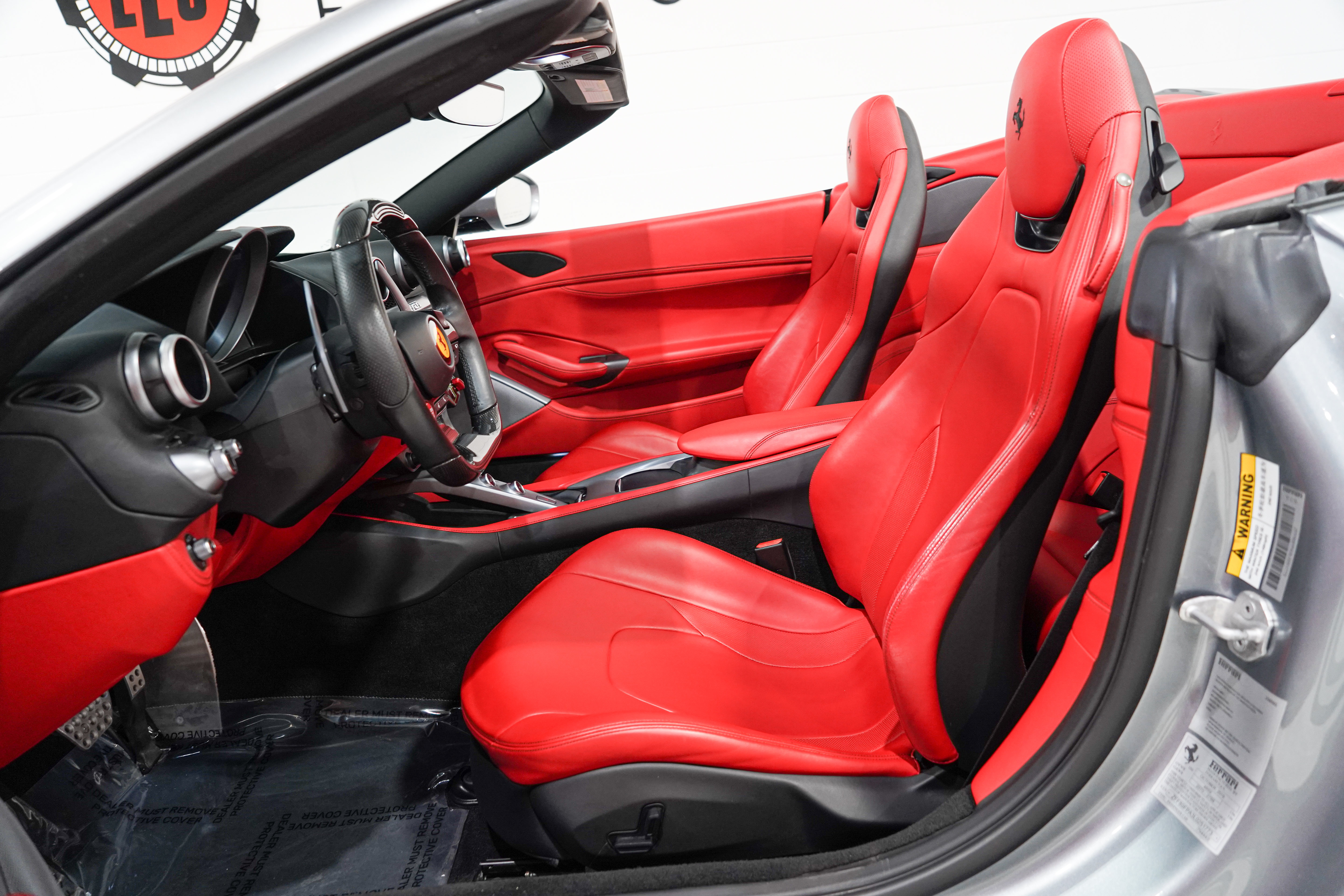 Used 2020 Ferrari Portofino RWD image 9