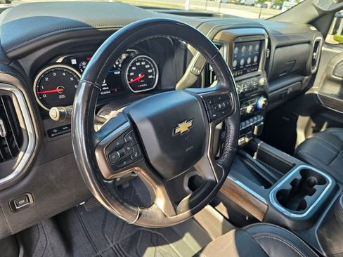Used 2022 Chevrolet Silverado 1500 High Country w/ Technology Package AWD/4WD image 14