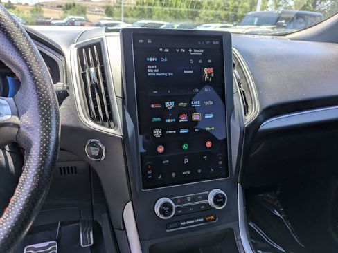 Certified 2022 Ford Edge ST-Line AWD/4WD image 27