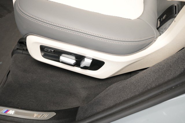 Used 2024 BMW X7 M60i w/ Executive Package AWD/4WD image 55