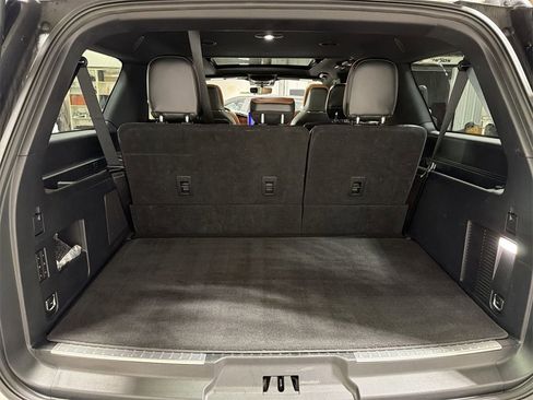 Used 2019 Lincoln Navigator L Reserve image 21