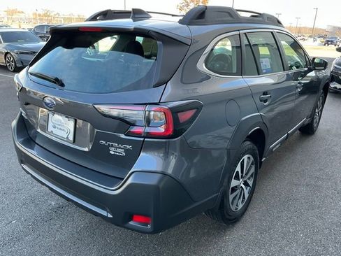 Certified 2025 Subaru Outback image 7