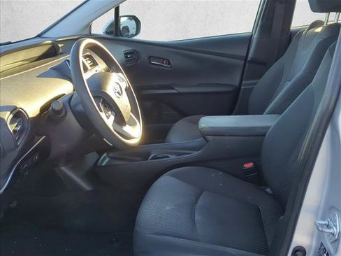 Used 2017 Toyota Prius Two image 9