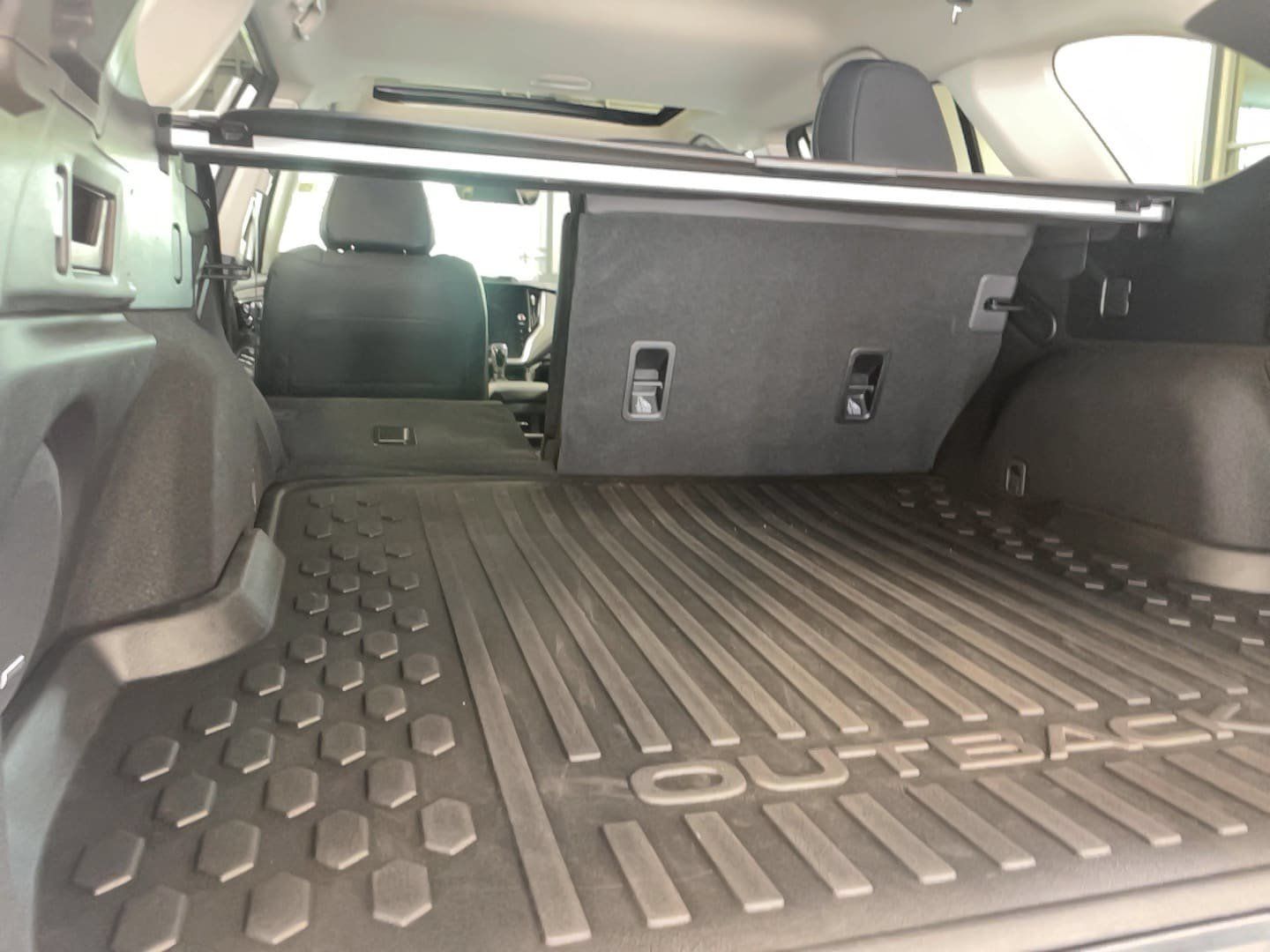 Used 2024 Subaru Outback Limited AWD/4WD image 25