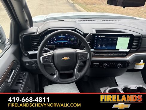 New 2025 Chevrolet Silverado 1500 LT image 44