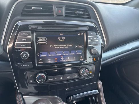 Used 2020 Nissan Maxima SR w/ Sport Mat Group image 10