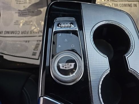 Certified 2024 Cadillac Lyriq Tech AWD/4WD image 27