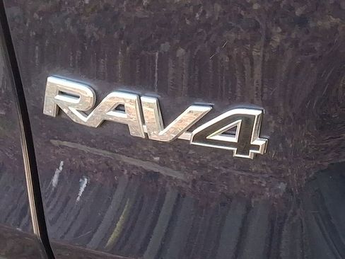 Used 2020 Toyota RAV4 XSE AWD/4WD image 30