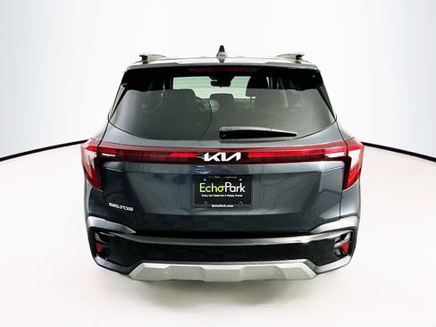 Used 2025 Kia Seltos S image 7