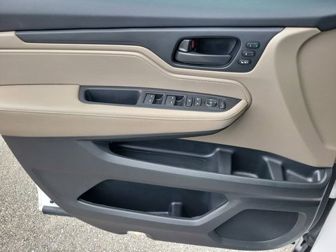 Used 2024 Honda Odyssey EX-L image 22