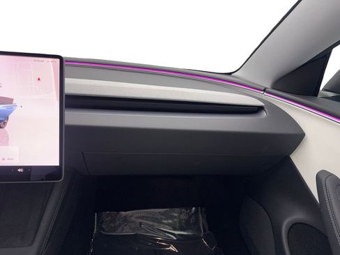 Used 2025 Tesla Model 3 Long Range image 57