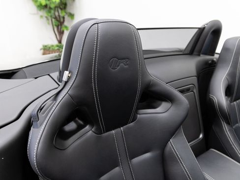 Used 2016 Jaguar F-TYPE R AWD/4WD image 19