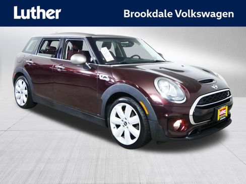 Used 2016 MINI Cooper Clubman S FWD image 1