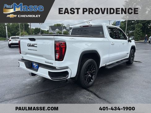 Certified 2024 GMC Sierra 1500 Elevation w/ LPO, Elevation Black Package AWD/4WD image 7