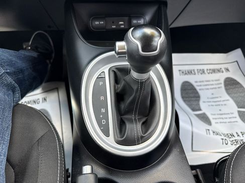 Used 2019 Kia Soul + FWD image 40