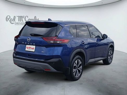 Used 2021 Nissan Rogue SV w/ Premium Package FWD image 5