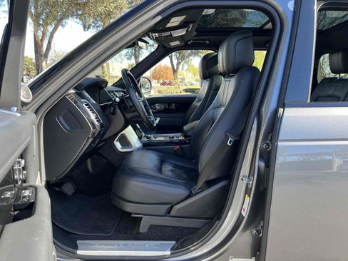 Used 2019 Land Rover Range Rover HSE image 59