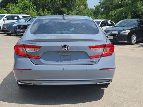 Used 2021 Honda Accord Touring image 7