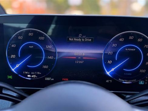 Used 2023 Mercedes-Benz EQE 500 4MATIC Sedan w/ Pinnacle Trim Package image 26